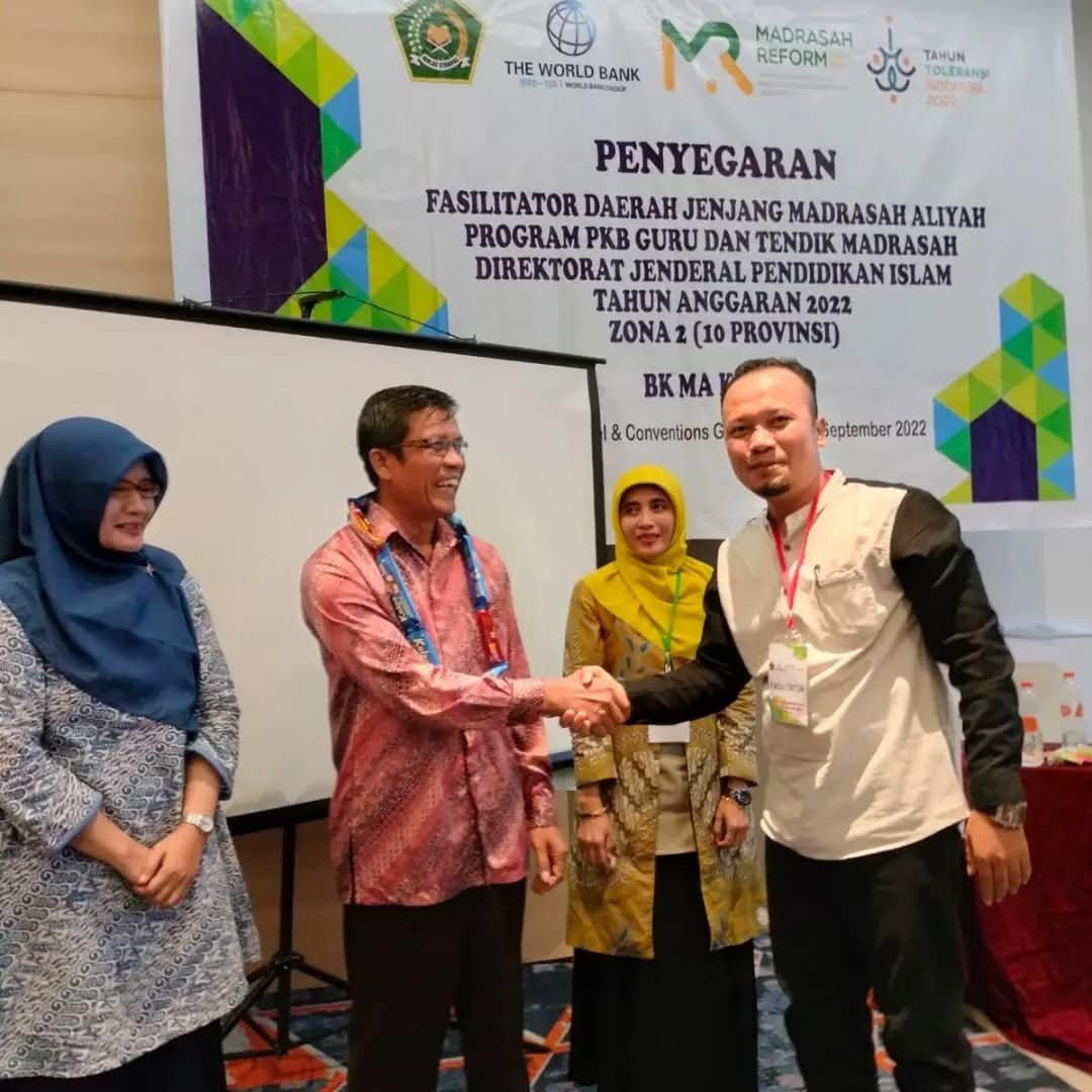 Penyegaran Fasilitator Daerah Jenjang Madrasah Aliyah Program PKB Guru dan Tendik Madrasah