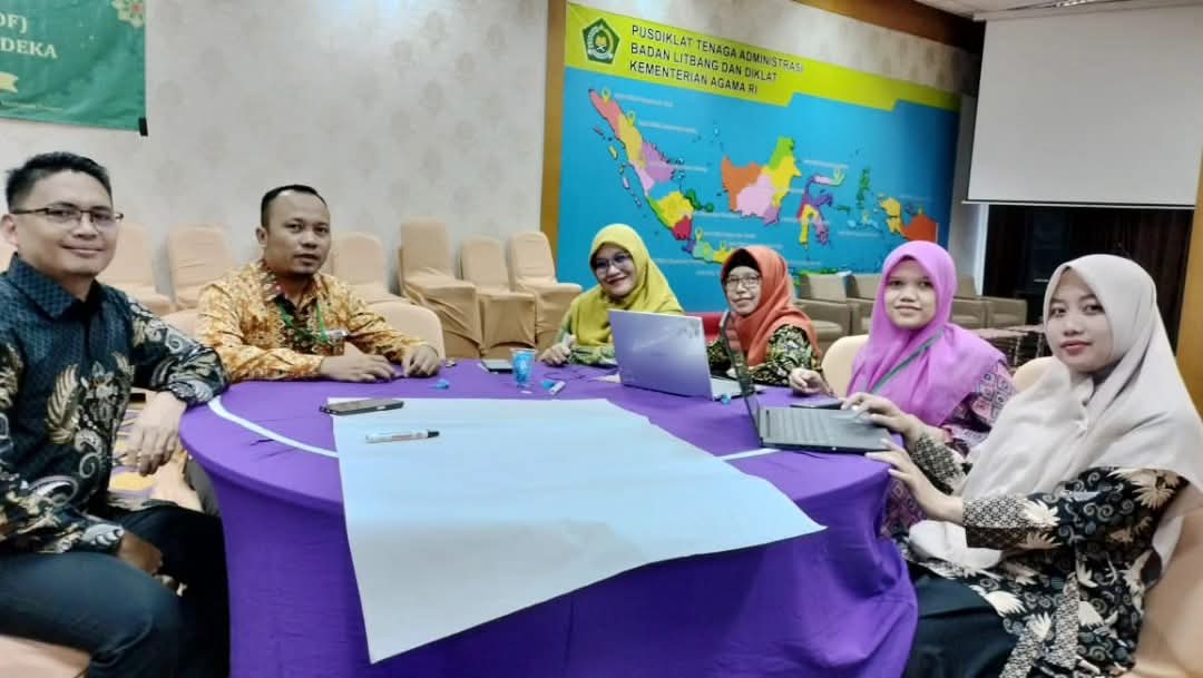 Faslitator Nasional Implementasi Kurikulum Merdeka Belajar Kementerian Agama