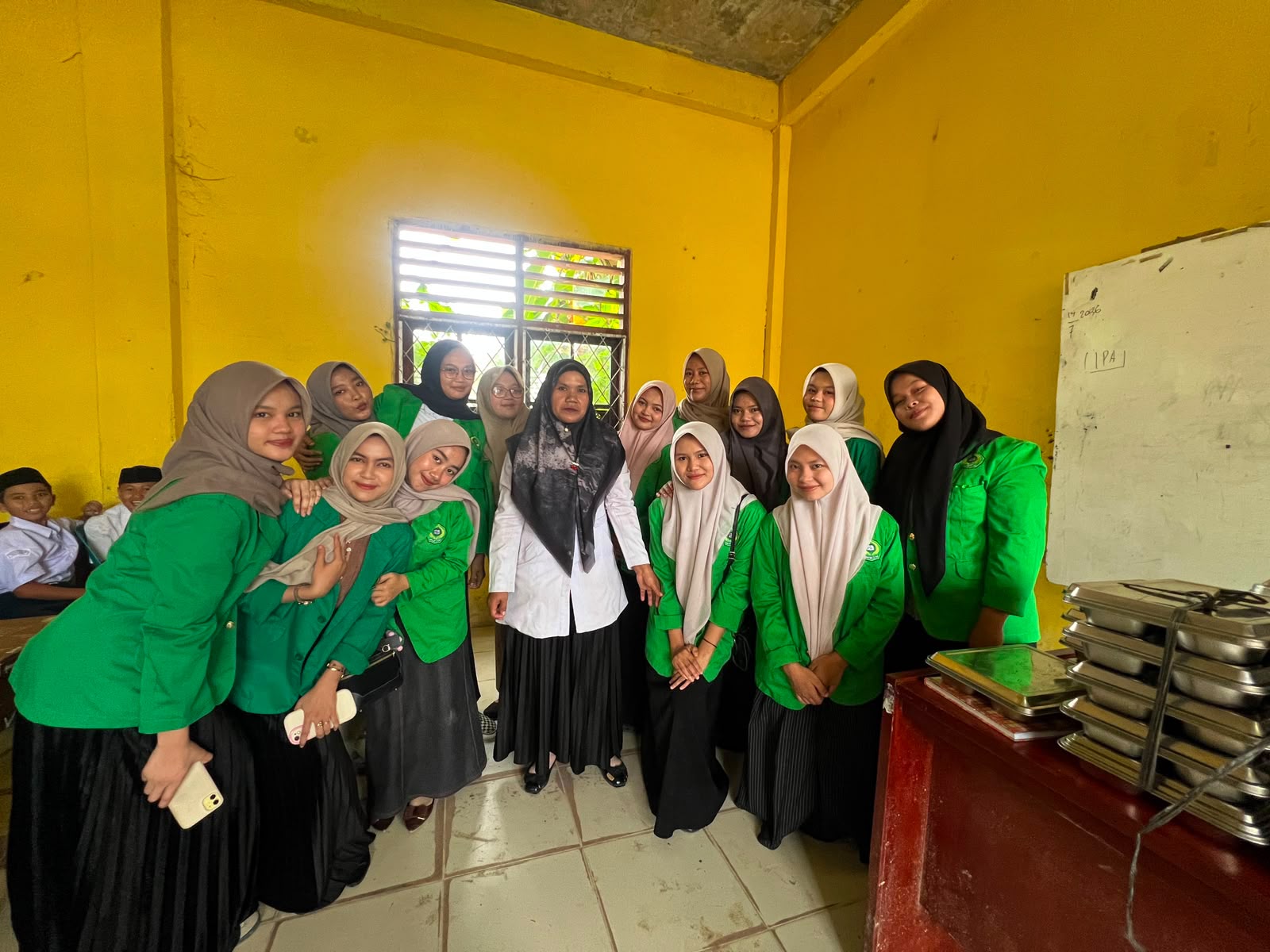 Mahasiswa BKI IAIN Langsa Laksanakan Bimbingan Kelompok di MTs Geudubang Aceh