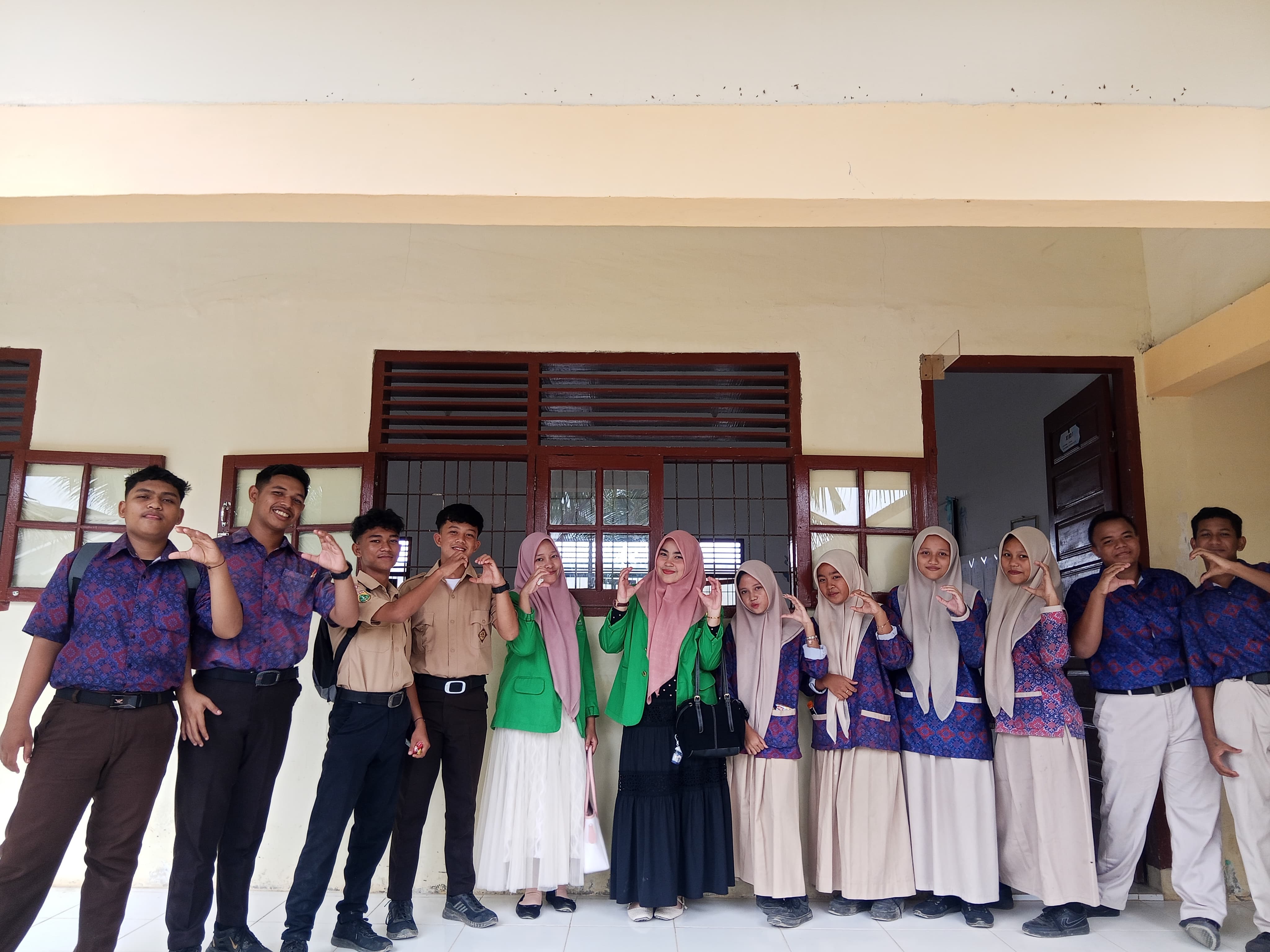 Mahasiswa BKI IAIN Langsa Perkuat Pengalaman Praktis melalui Bimbingan Kelompok di SMKN 1 Langsa